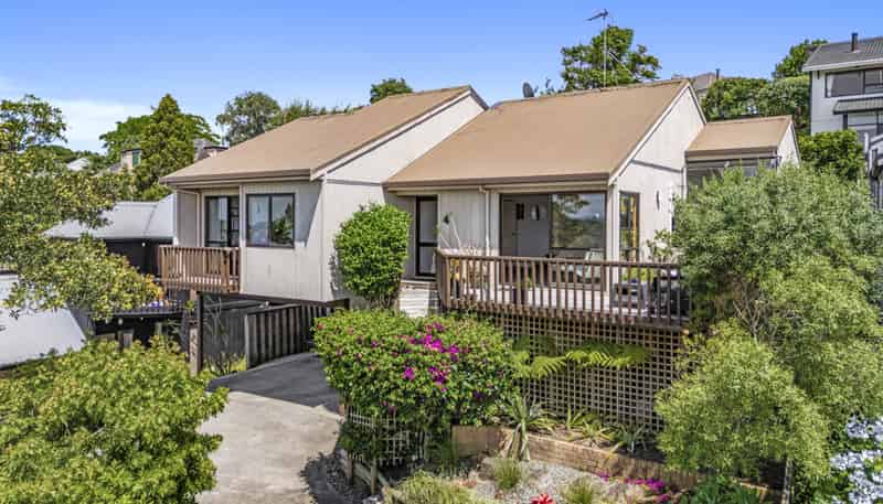 4/16 Monteith Crescent, Remuera