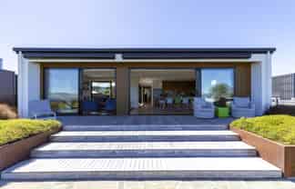 10 Kurapoto Lane, Rainbow Point