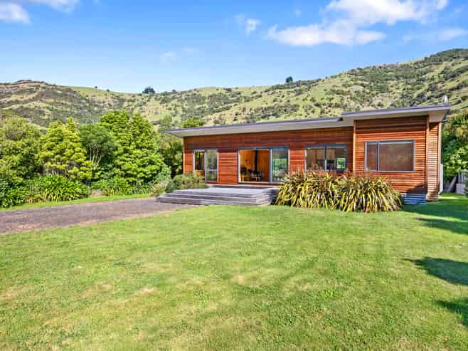 1198A Okains Bay Road, Okains Bay