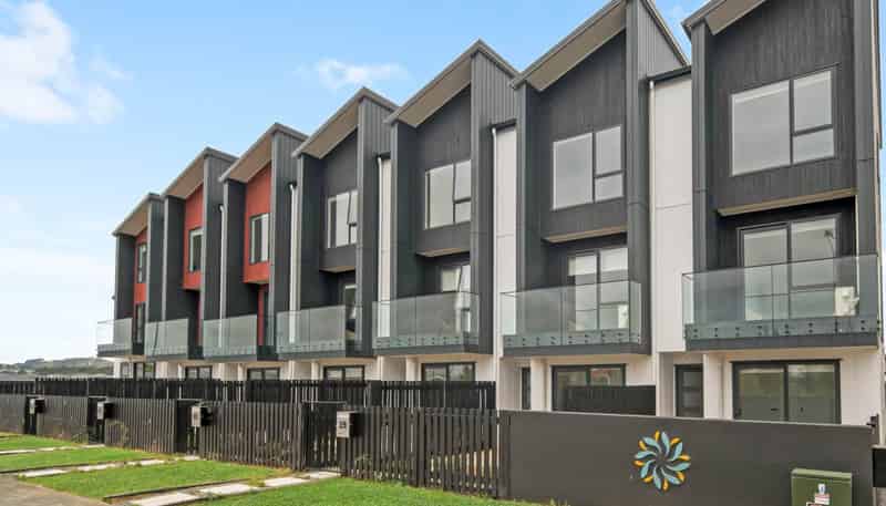 23 Flat Bush School Road, Flat Bush