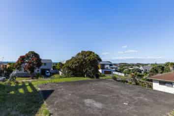 39 Hicks Crescent, WAIKANAE BEACH