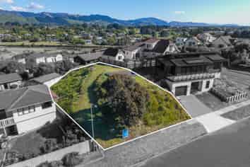 39 Hicks Crescent, WAIKANAE BEACH