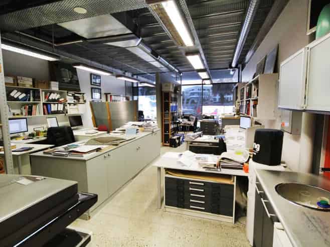 HEAVILY DISCOUNTED SHOWROOM, OFFICE, OR RETAIL
