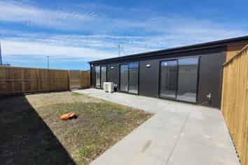 8A Candlesticks Crescent, Lincoln