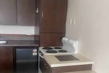 1/6 Dinniss Avenue, Regent