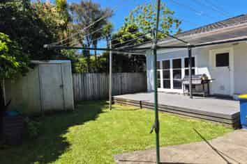 2 Riverpark Crescent, Henderson