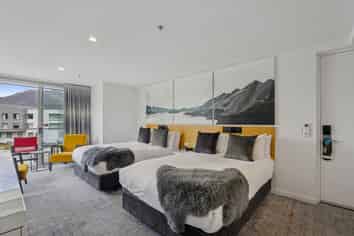 201/21 Stanley Street, Queenstown