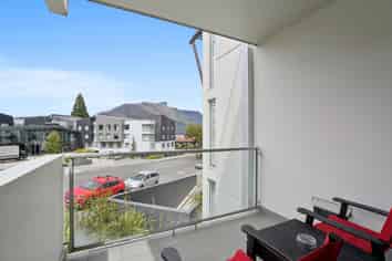 201/21 Stanley Street, Queenstown