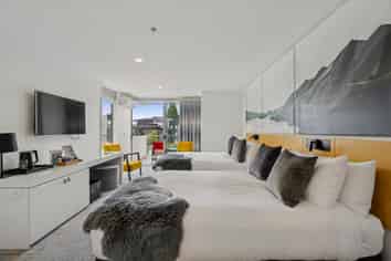 201/21 Stanley Street, Queenstown