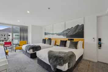 201/21 Stanley Street, Queenstown