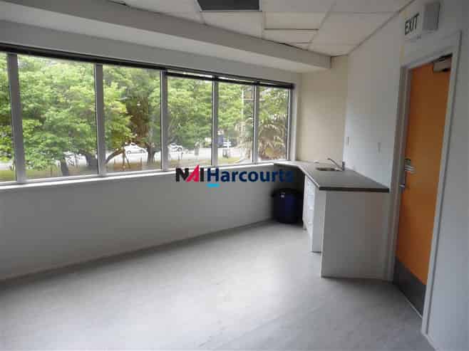 Airedale Street Office 