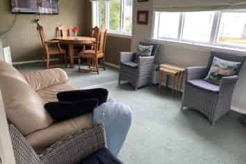 2/369 Wrens Road, Ashburton