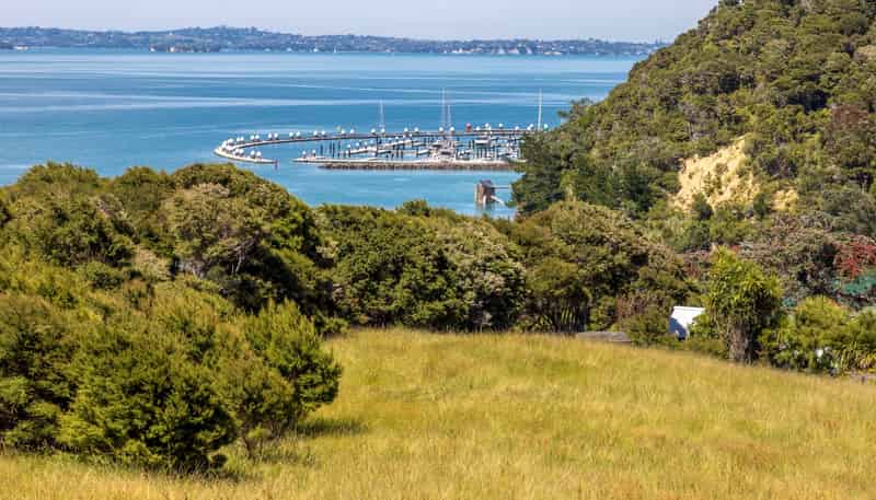 32A Donald Bruce Road, Surfdale