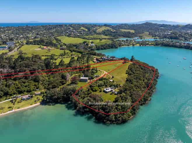 32A Donald Bruce Road, Surfdale