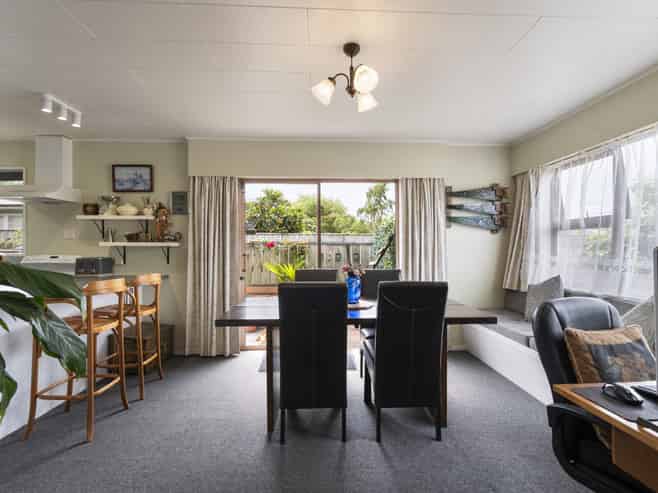 18 Campbell Street, Feilding