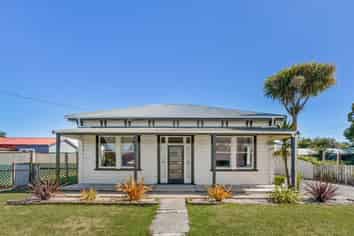 63 Wakefield Street, Westport