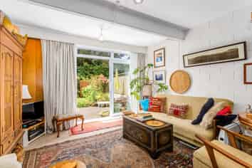 4/14 Rosehaugh Avenue, Karori