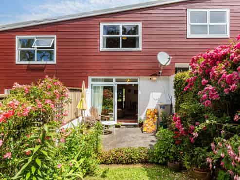 4/14 Rosehaugh Avenue, Karori