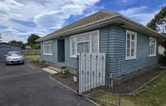 20 Aurora Street, Hei Hei