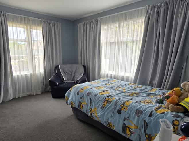 20 Aurora Street, Hei Hei