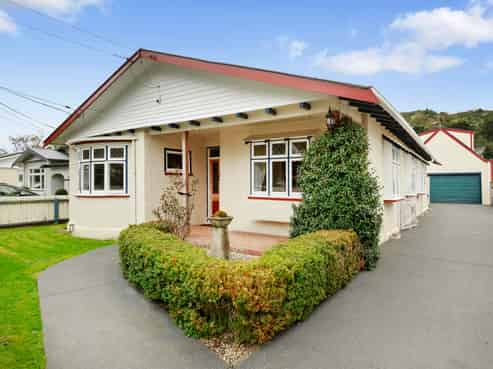 18 Tui Street, Alicetown