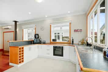 18 Tui Street, Alicetown