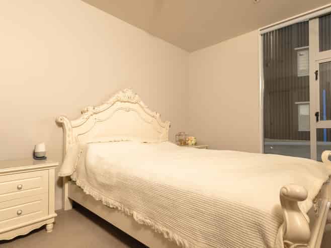 209/1 Rose Garden Lane, Albany