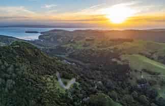 79-85 Awaawaroa Road, Waiheke Island