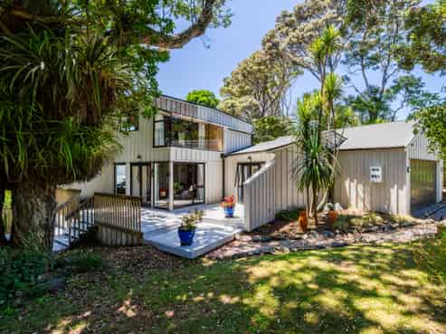 64 Ridge Road, Mahurangi East