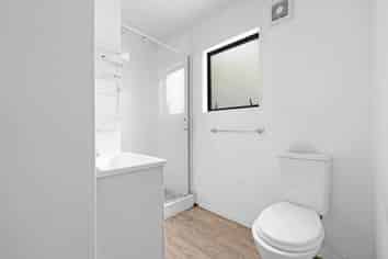 2/211 Weymouth Road, Manurewa