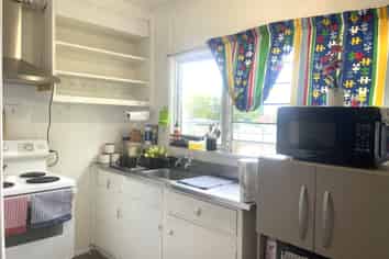 Nelson & Bays - Address withheld