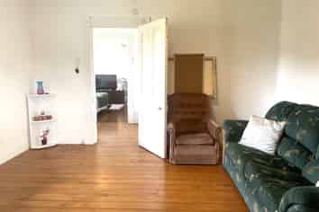 Nelson & Bays - Address withheld