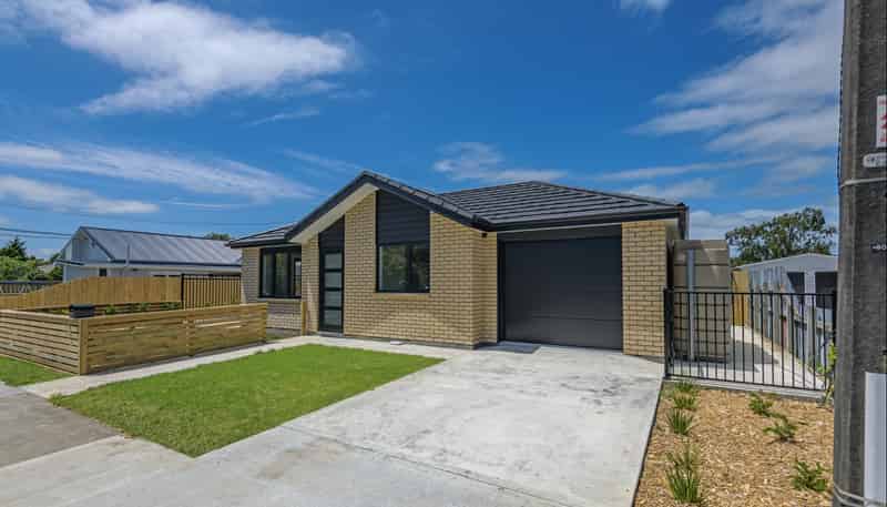 38 Hammond Street, Bulls