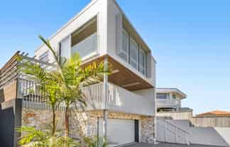 10A Sunbrae Grove, Mount Maunganui