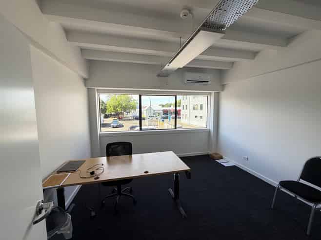 1-2 Man Office in Newly Refurbished Building