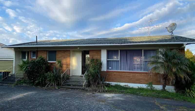 2/8 Knightsbridge Drive, Forrest Hill