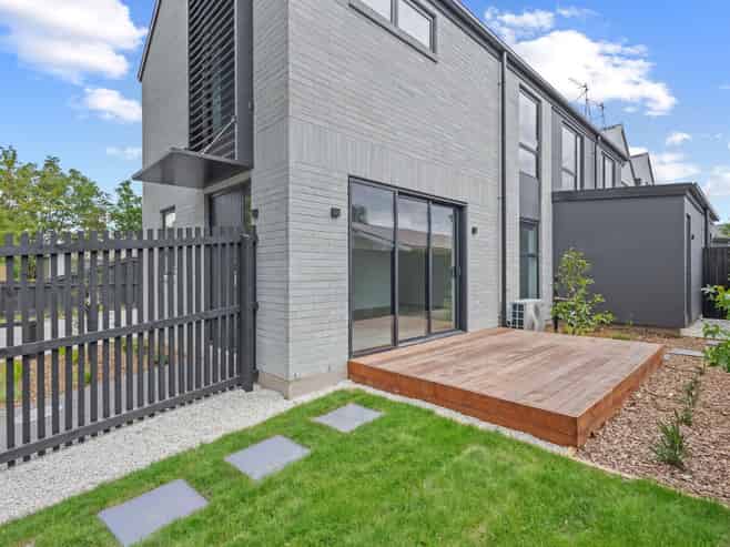 1/197 Innes Road, Saint Albans