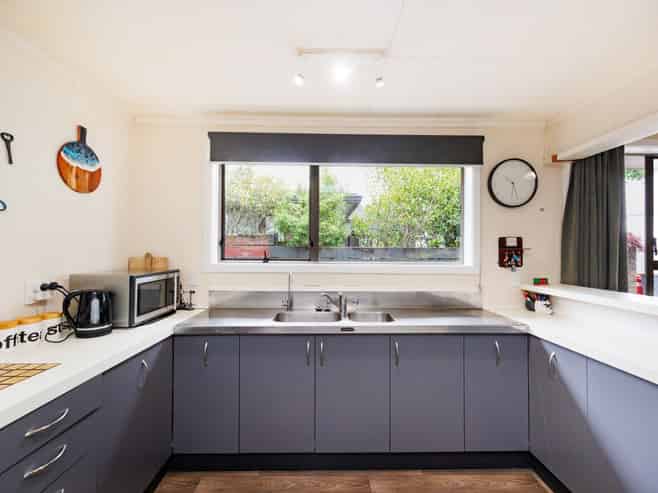 4/311 Fitzherbert Avenue, West End