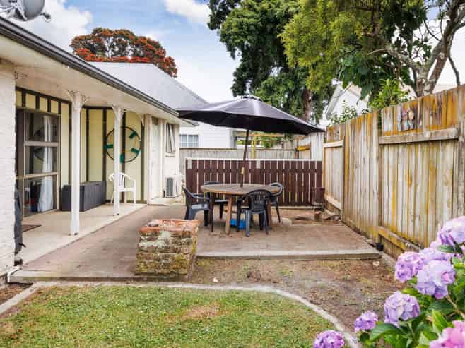 4/311 Fitzherbert Avenue, West End