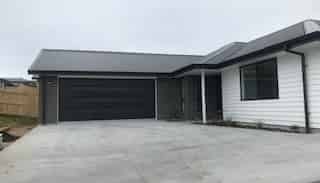 13 Anglers Way, Omokoroa