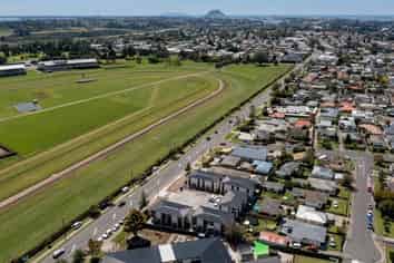 17/1460 Cameron Road, Greerton