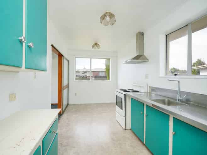 17 Paisley Street, Kew