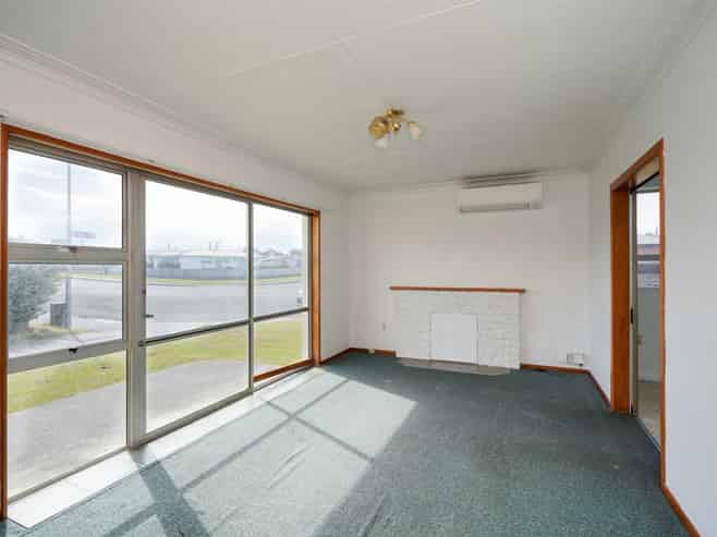 17 Paisley Street, Kew