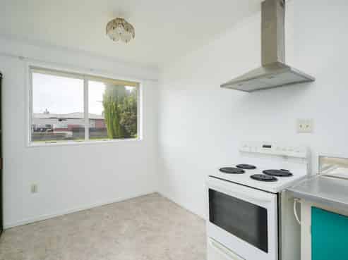 17 Paisley Street, Kew