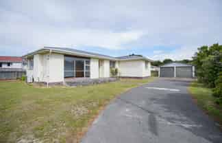 17 Paisley Street, Kew