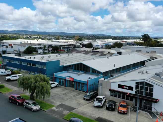 Functional industrial with expansion potential