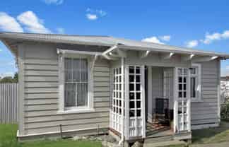 8 Richardson Street, Woodville