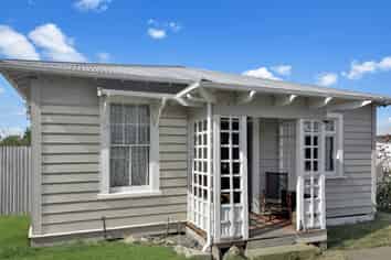 8 Richardson Street, Woodville