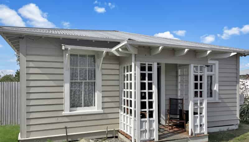 8 Richardson Street, Woodville