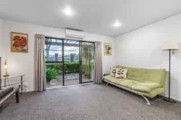 38/42 Holly Street, Avondale